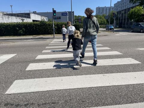 CE1AE04B-EF2A-4824-8BC6-42A77109EE29