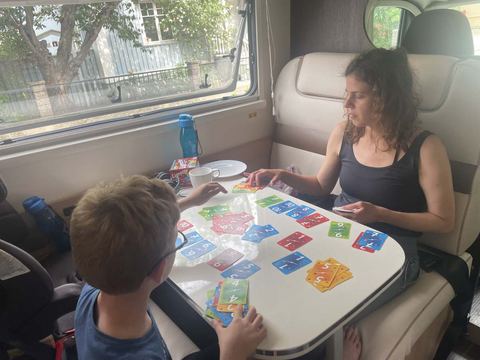 9FFA0554-6ED4-4C6A-94E2-948FC3B839FD