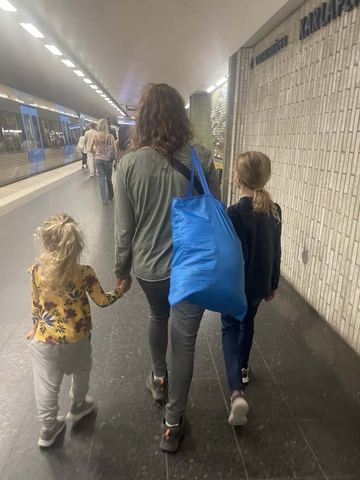 9408F4FD-CC18-4CAC-A335-6E5D542770C3